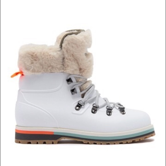 MICHAEL KORS Lanis Waterproof Lace-Up Boot NEW - Picture 1 of 9